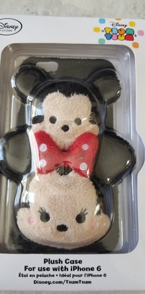 Disney Accessories - NWT Disney Tsum Tsum iphone 6 case Disney Accessories - NWT Disney Tsum Tsum iphone 6 case